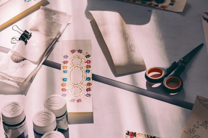 Scissors, Glue, and Cold Hard Cash: The Rise of Professional Scrapbooking in America